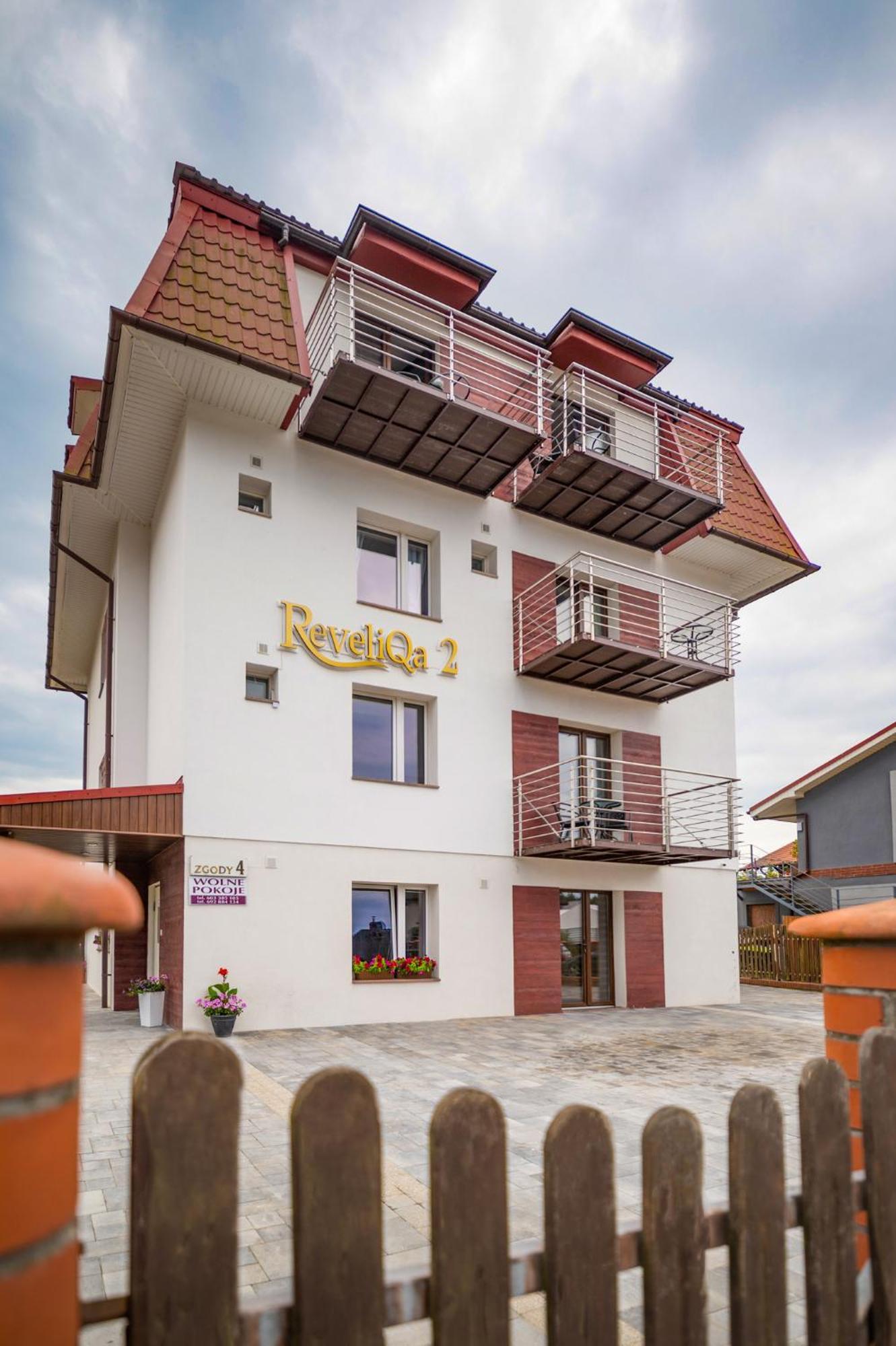 Reveliqa2 - Pokoje Goscinne I Apartamenty Pobierowo Dış mekan fotoğraf